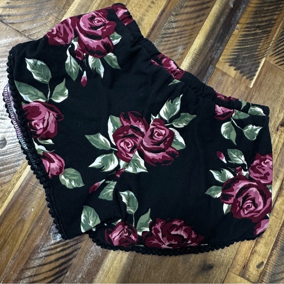 Burgendy Rose Hot Kids Shorts - Picture 2 of 13